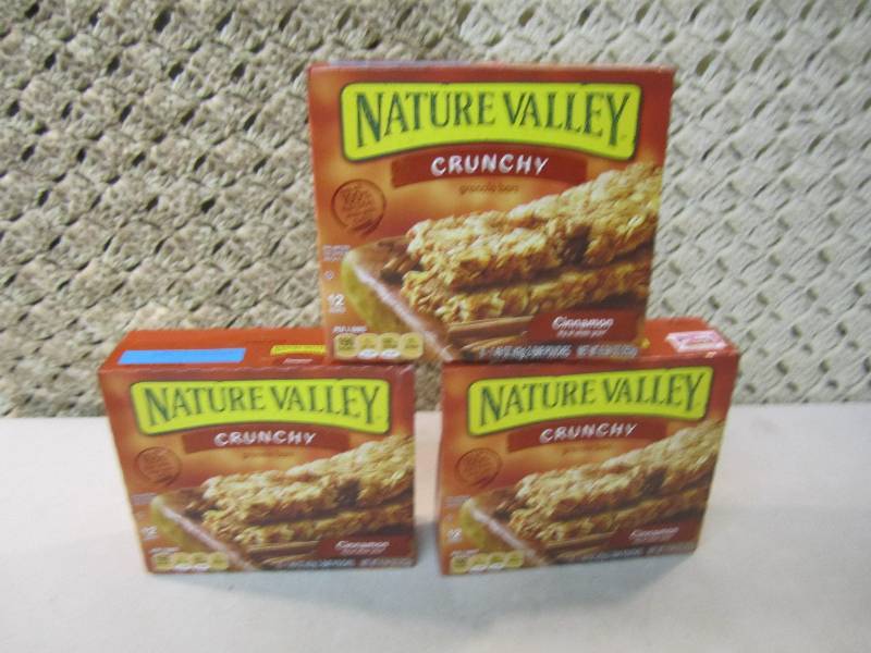 lot 181 image: 3 Boxes Nature Valley Crunchy Cinna...