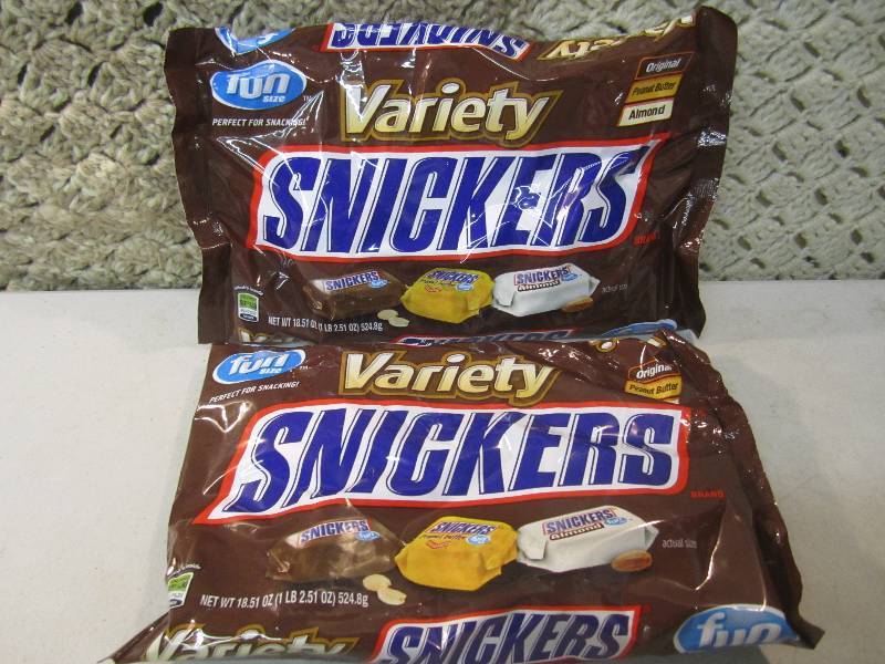 lot 201 image: 2 Big Bags Variety Snickers Fun Siz...