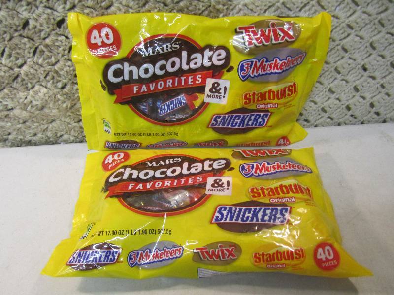 lot 203 image: 2 Big Bags of Mixed Candy Best by F...