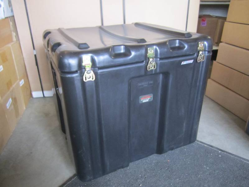 lot 291 image: Large Hardigg Hard Side Portable Ca...