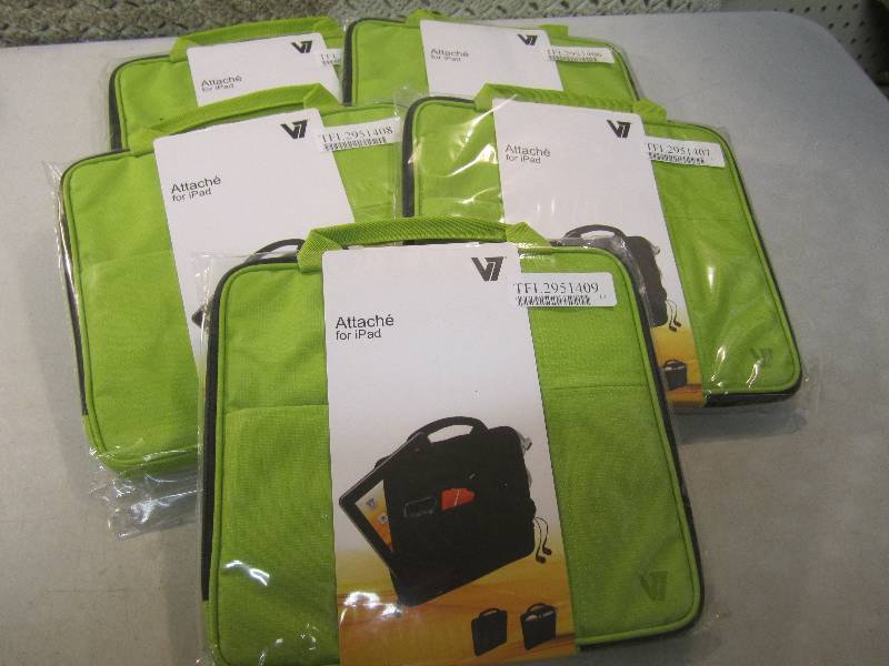 lot 309 image: Lot of 5 Green V7 Slim Attache Carr...