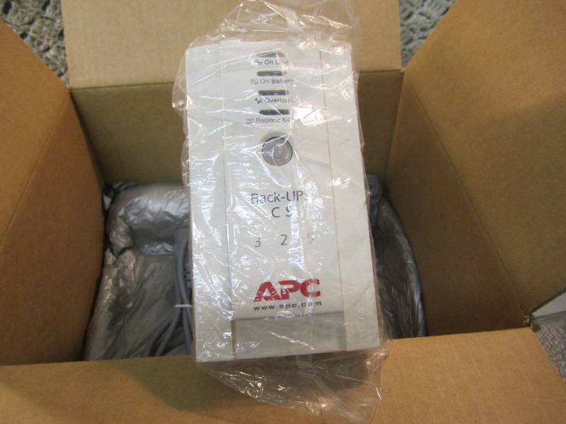 lot 312 image: APC Back-Ups CS 325 Uninterruptible...