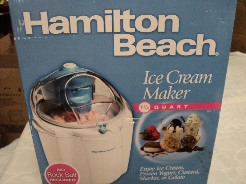 lot 17 image: Hamilton Beach ice cream maker...