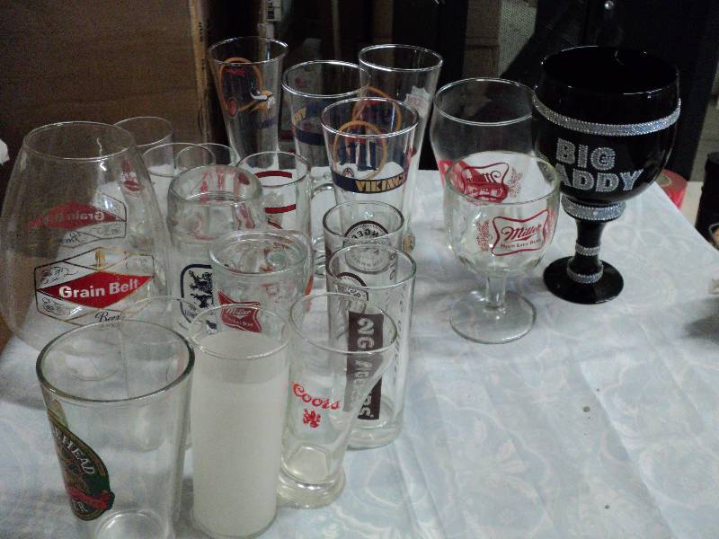 lot 60 image: Viking and beer glasses...