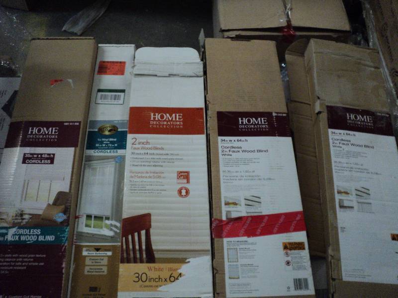 lot 83 image: 30, 34 and 35 wide blinds...