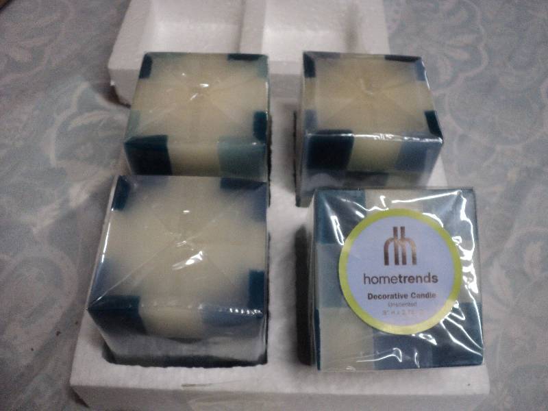 lot 100 image: case of 24 candles...