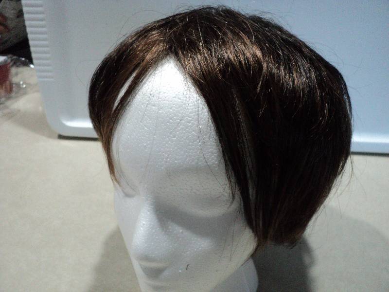 lot 116 image: Ashro Anita brown wig...