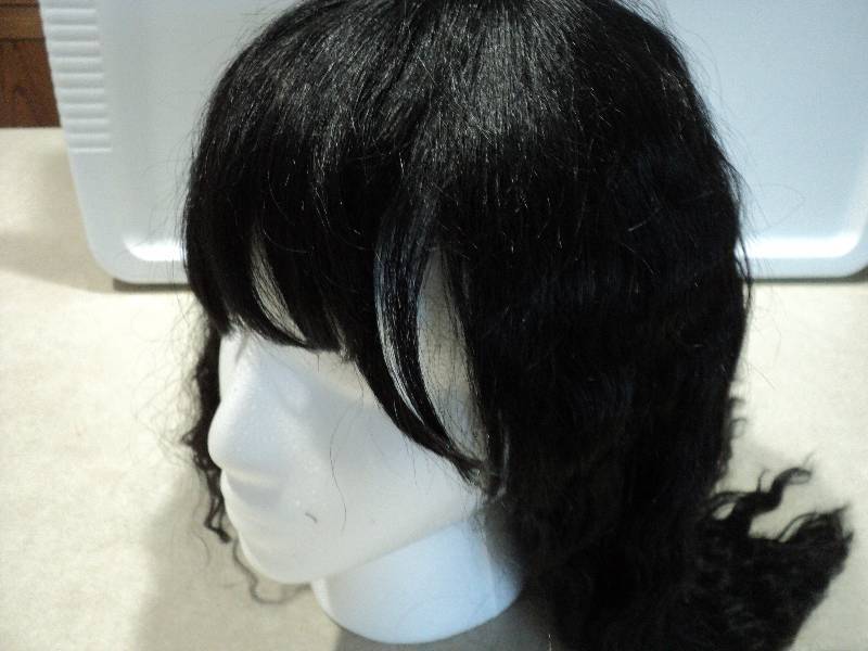 lot 117 image: Ashro Sholanda black  wig...