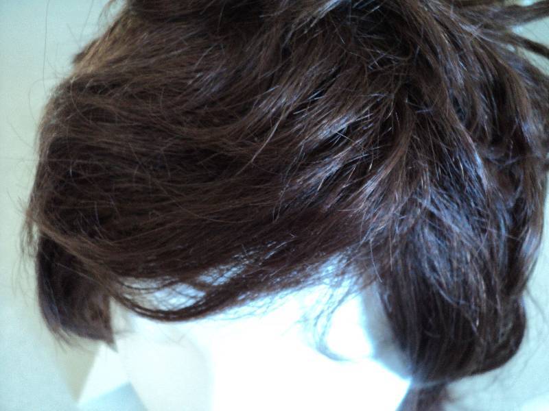 lot 144 image: Ashro Stacey wig...