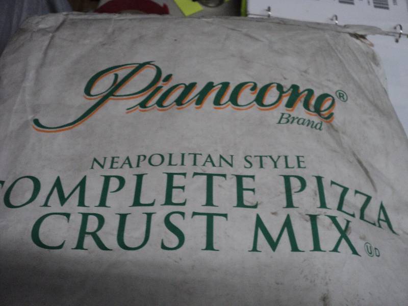 lot 153 image: 4 bags of Piancone Pizza Crust Mix ...