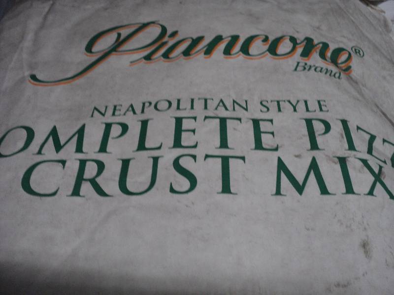 lot 154 image: 4 bags of Piancone Pizza Crust Mix ...