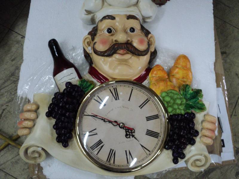 lot 189 image: bakers clock...