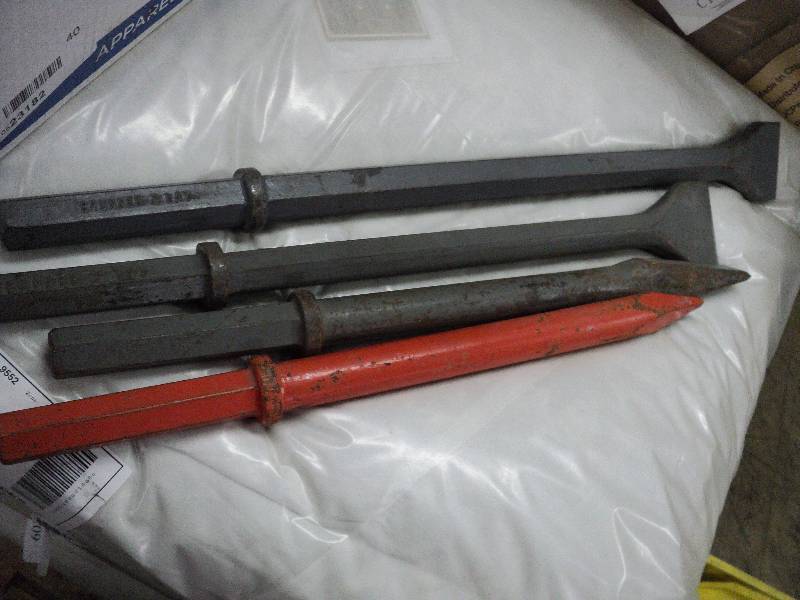 lot 194 image: Brunner and Lay tools...