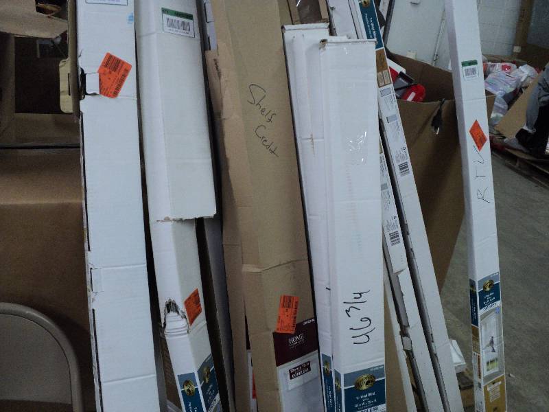 lot 327 image: pallet of blinds, various sizes and...