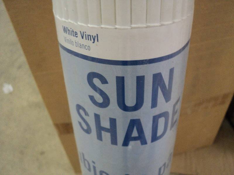 lot 328 image: Sun Shade white vinyl 120 x 72 ex...