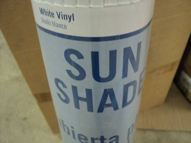 lot 334 image: Sun Shade white vinyl 120 x 72 ex...