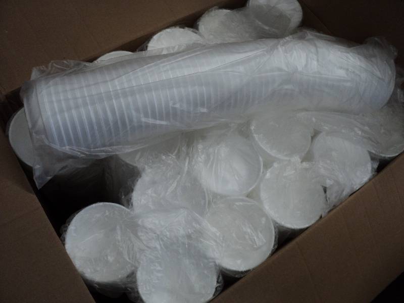 lot 400 image: 1000 hotcold insulated bowls...