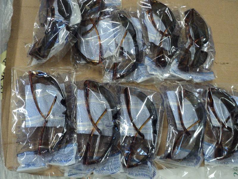 lot 406 image: 10 pairs of North Eye Protection su...