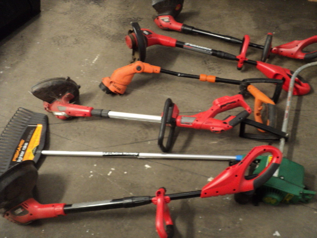 lot 409 image: 6 weed eaters - 1 electric, 1 gas, ...