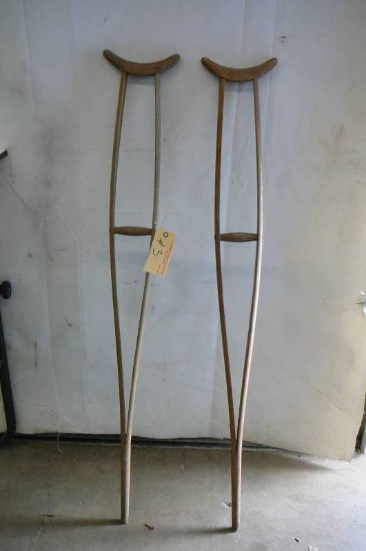 lot 3 image: Wooden Crutches