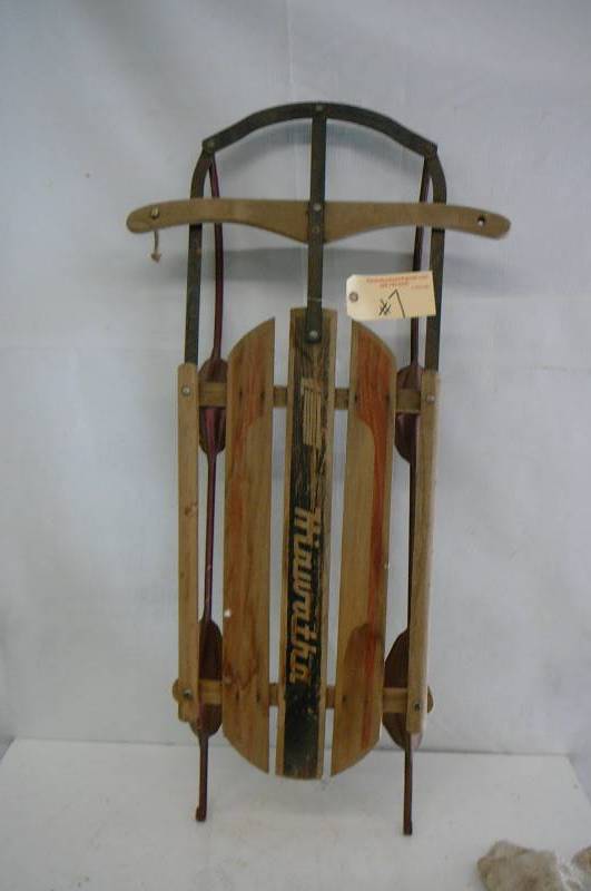 lot 7 image: Sled Hiawatha