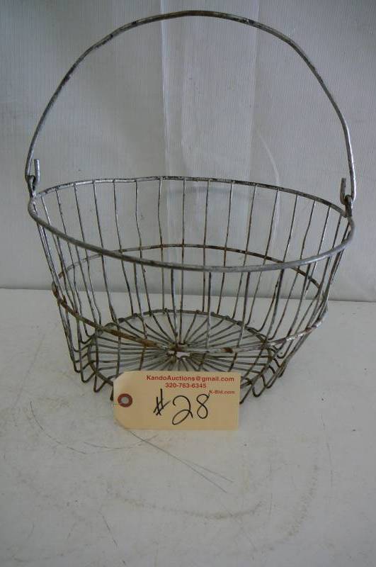 lot 28 image: Wire basket EggsPotato