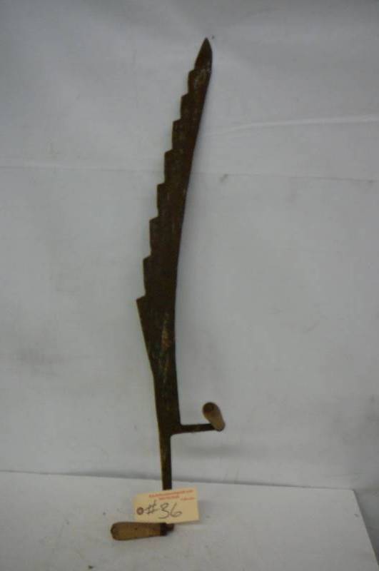 lot 36 image: Hay knife saw 36