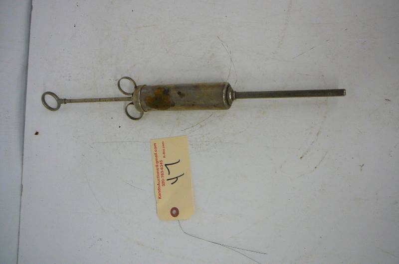 lot 47 image: Syringe