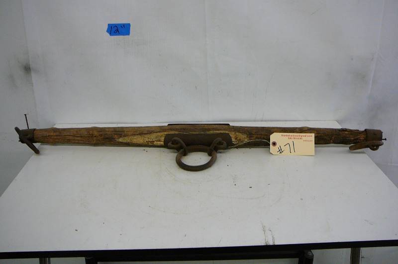 lot 71 image: Oak Evener