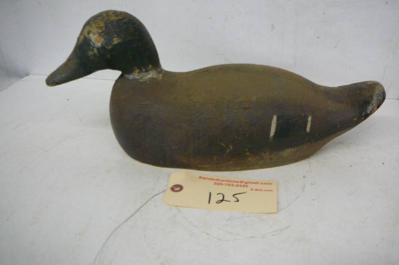 lot 125 image: Wood Decoy Mallard 16 long