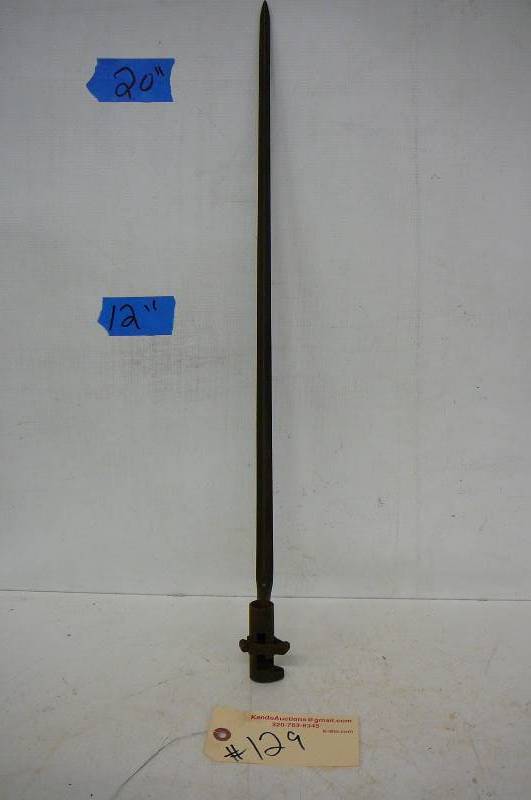 lot 129 image: Bayonet 23