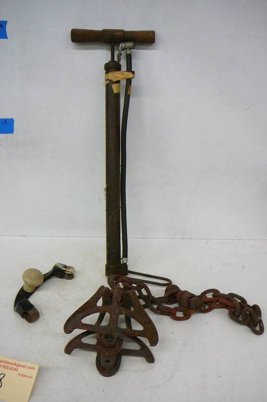 lot 148 image: Tire pump, Steering ball, Pullin carriage