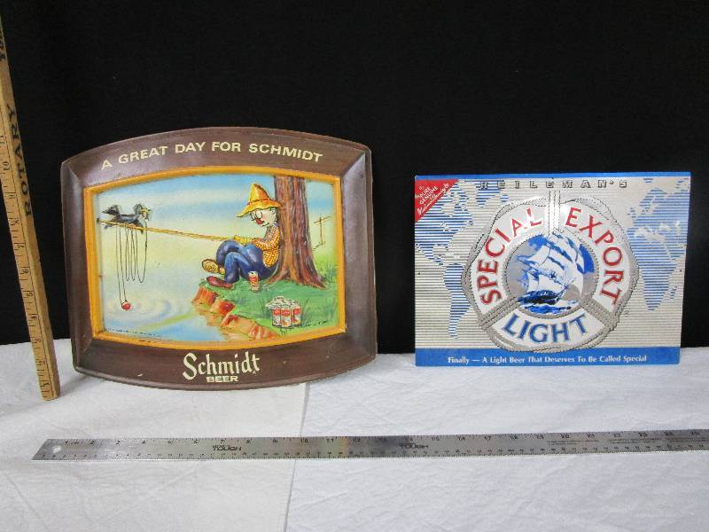 lot 2 image: 2 Beeer signs (plastic Schmidt, metal Heilemans Special Export Light)