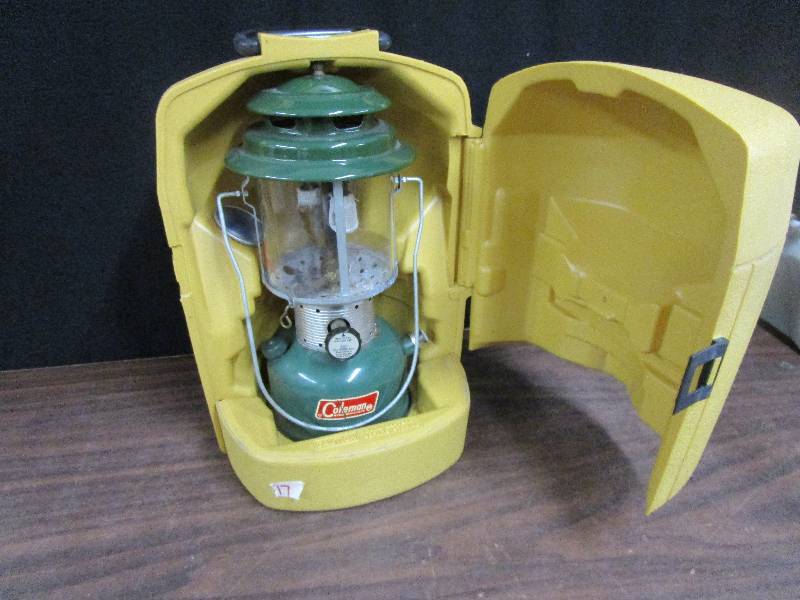 lot 17 image: Coleman Lantern and ColemanCarry-Case