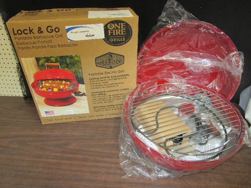 lot 26 image: Lock and Go Portable Red Electric  Grill Never used