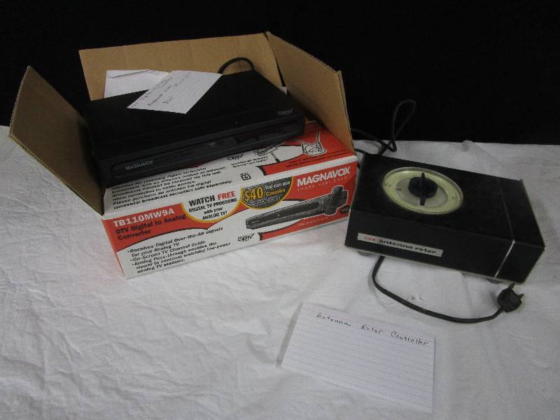 lot 31 image: Antenna Rotor Controller and Magnavox DTV Digital to Analog Converter