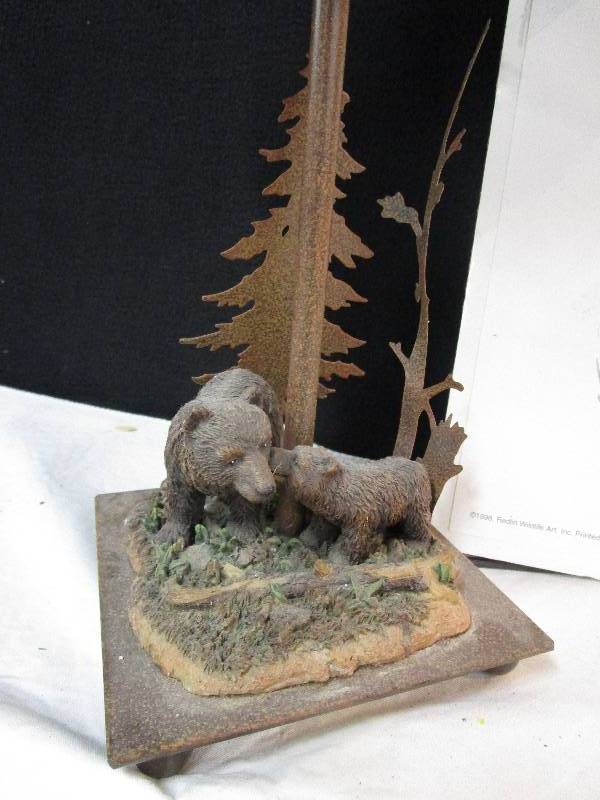 lot 90 image: 2 lamps with redlin wildlife art 1998
