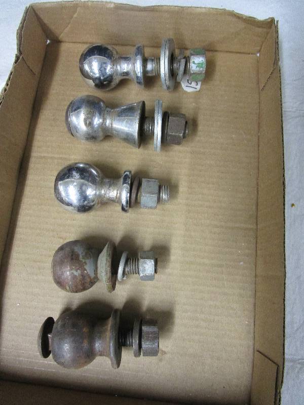 lot 135 image: Hitch Balls