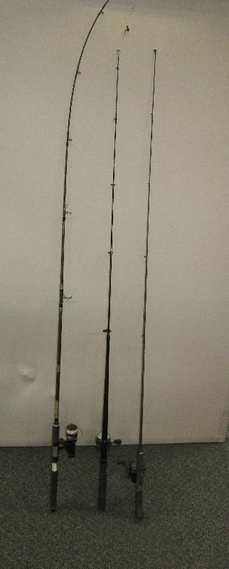lot 142 image: 3 Rods and Reels