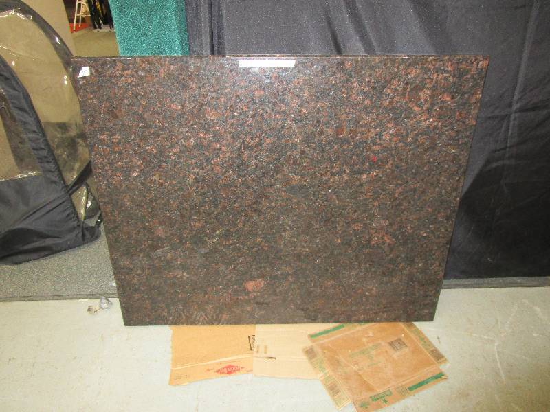 lot 149 image: 48 x 29 Slab of Granite, All Sides Are Finished