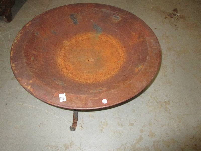 lot 150 image: Fire Pit 30 Round 15 Tall