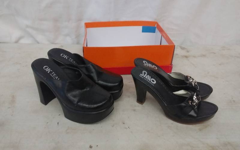 2-Pair Ladies (Like New) Size 5