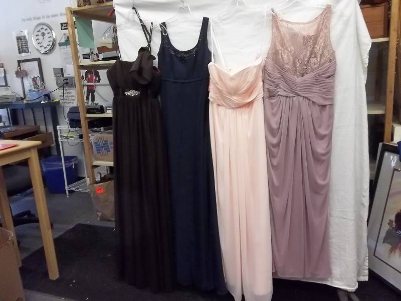 4-Long Dresses Sizes 0,1,2,3 (Navy Size 0)
