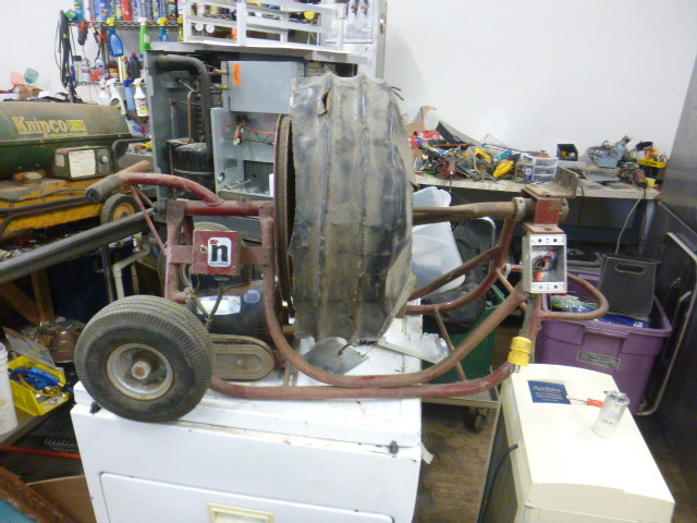 lot 15 image: National Brand Electric Drain Snake