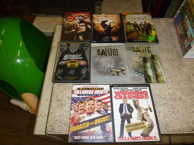 lot 44 image: 8 DVD Movies