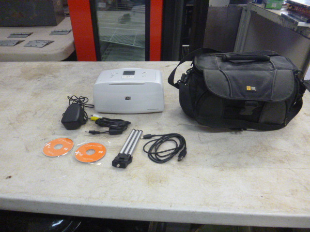 lot 55 image: HP Photosmart 335 Photo Printer