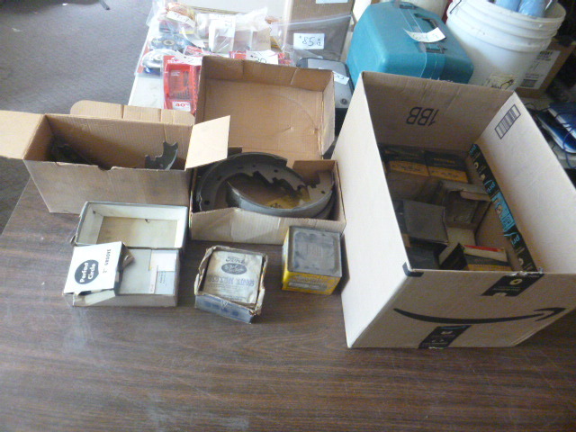 lot 78 image: Box of Piston Rings