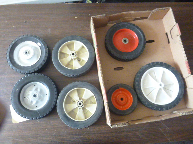 lot 79 image: 7 New Lawn Mower Tires