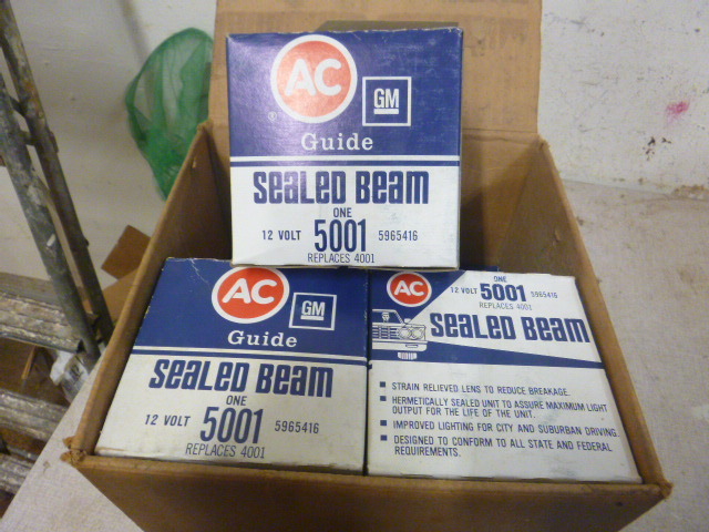 lot 178 image: Box of AC Sealed Beam Head Lights