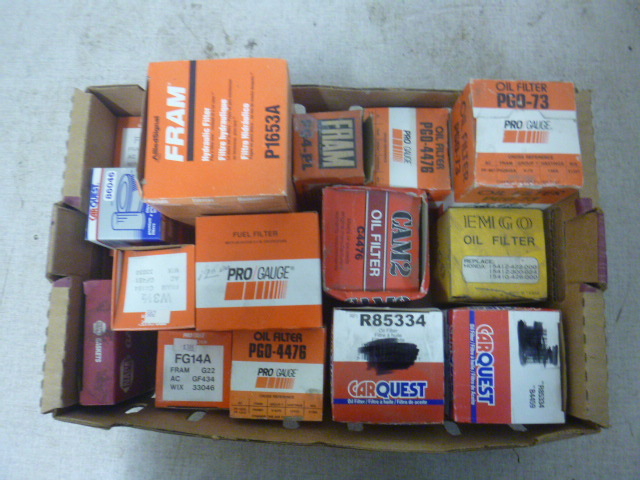 lot 198 image: Miscellaneous Oil Filters